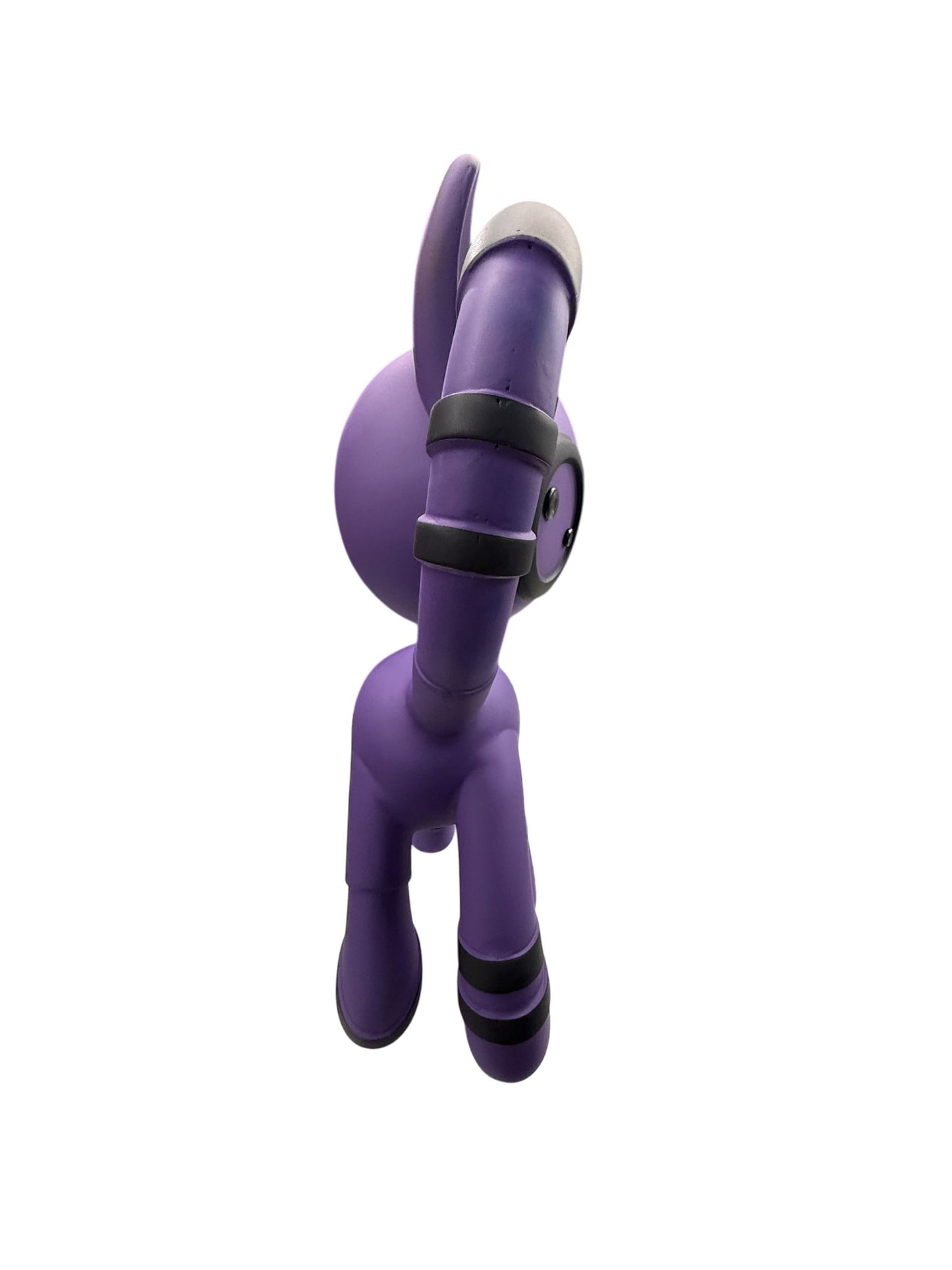 Cat Zyon Dark - 24 inches