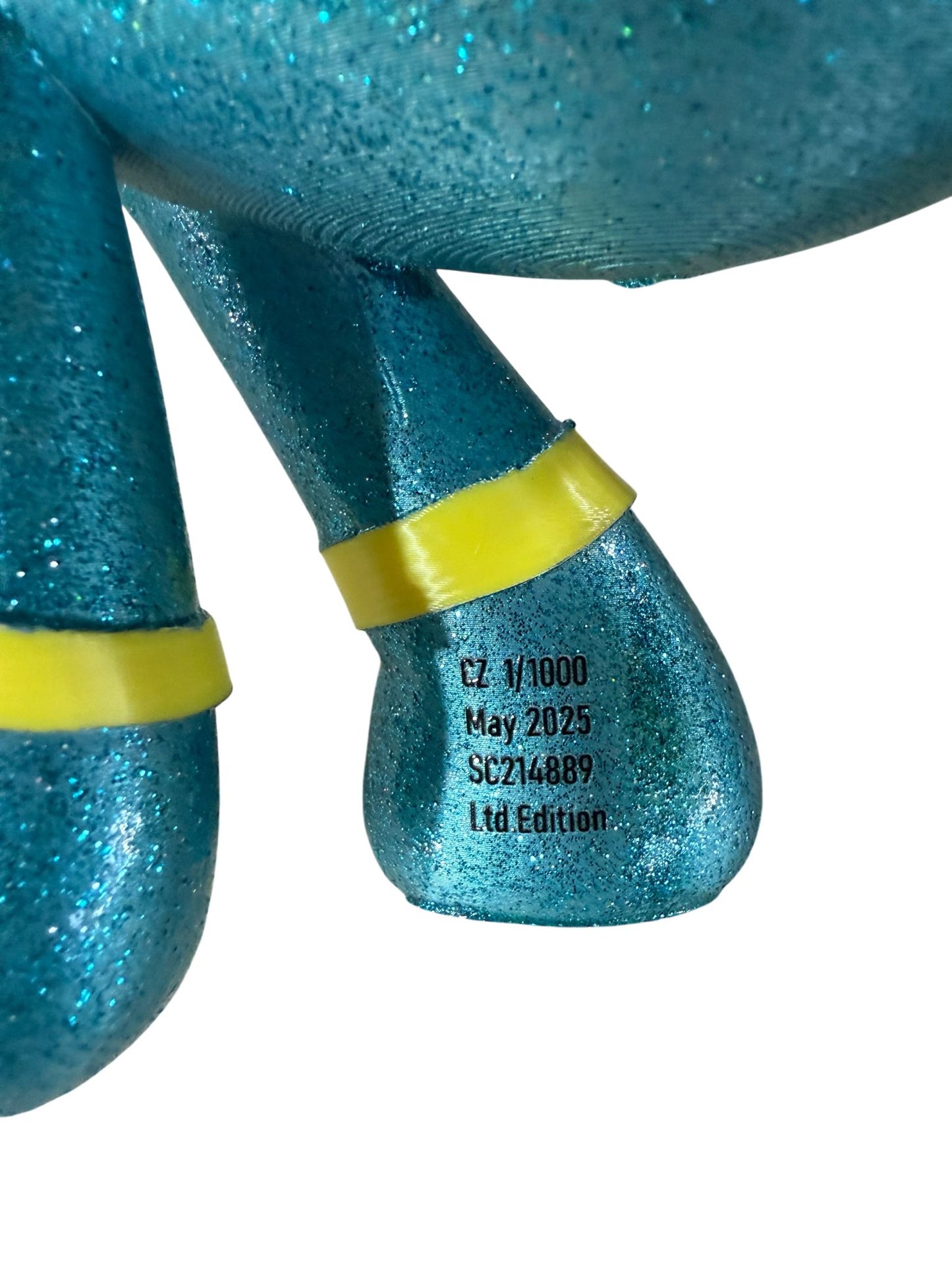 Cat Zyon 3 - 24 inches